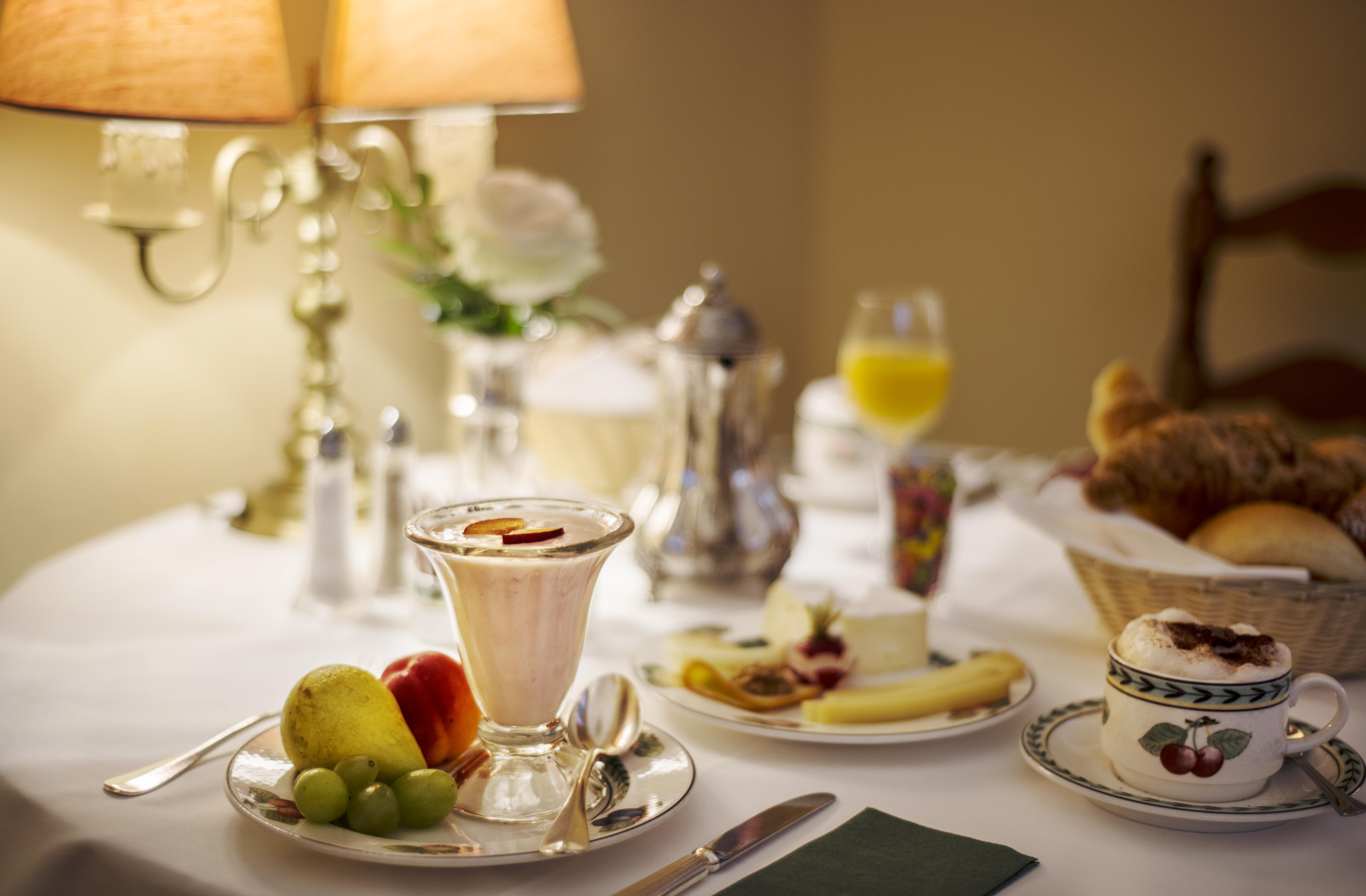 International Au Historic Lakeside Hotel Lugano